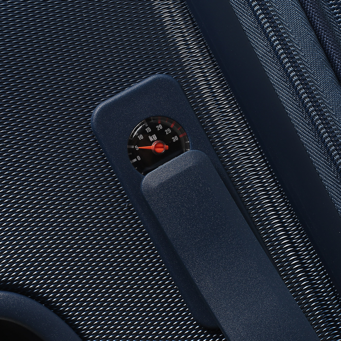 Чемодан с амортизированными колесами Eberhart Lotus 2.0