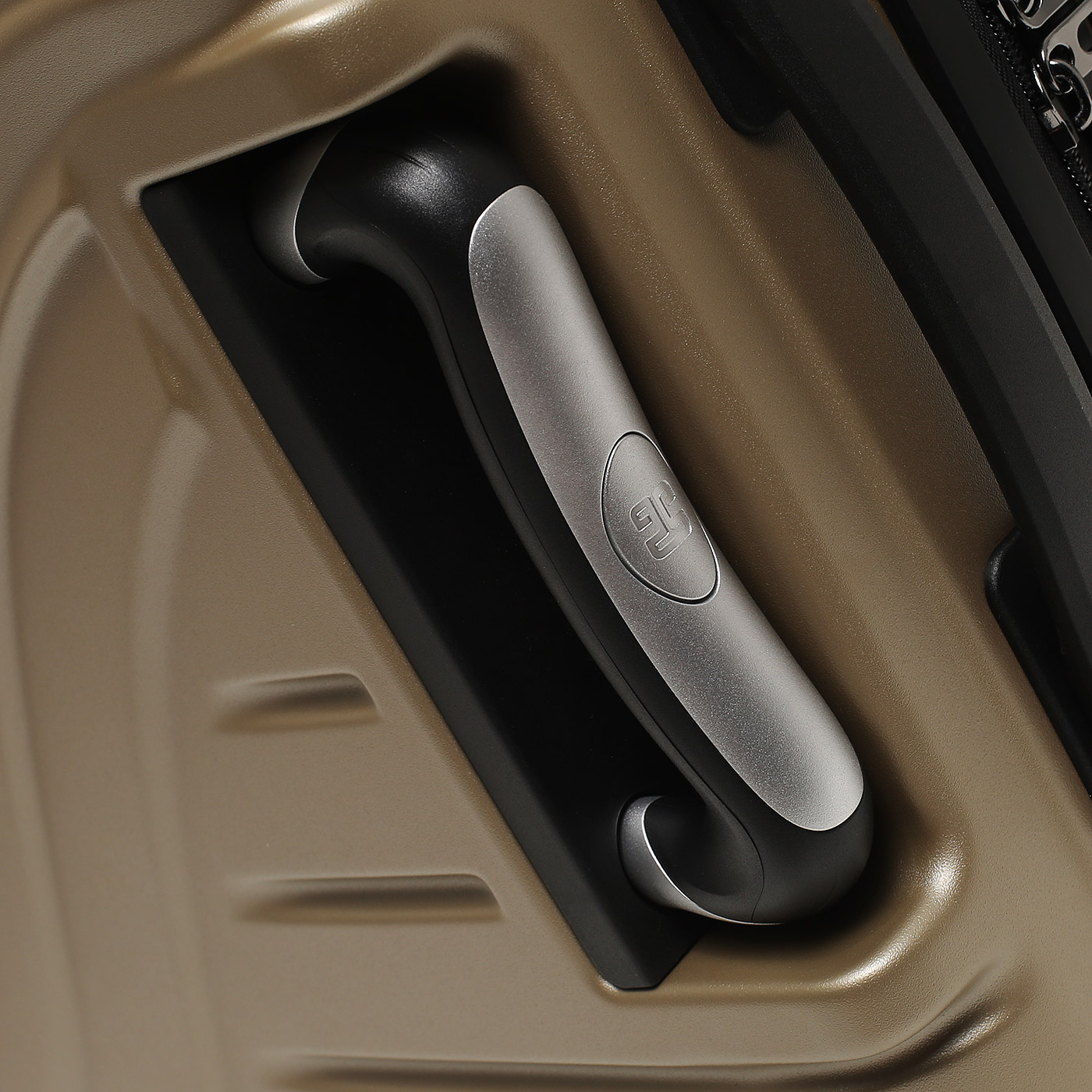 Чемодан с амортизированными колесами Eberhart Phantom