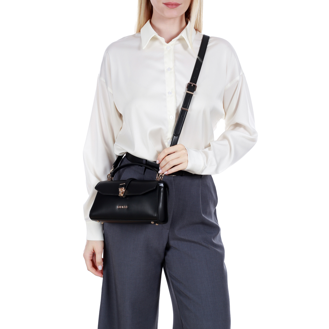 Сумка с ручкой Guess Queensland