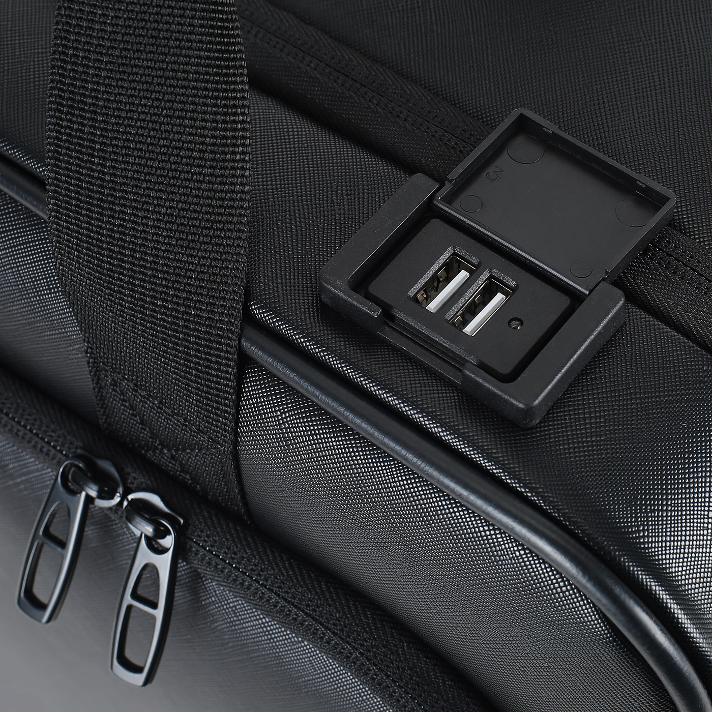 Бизнес-кейс Guess Napoli