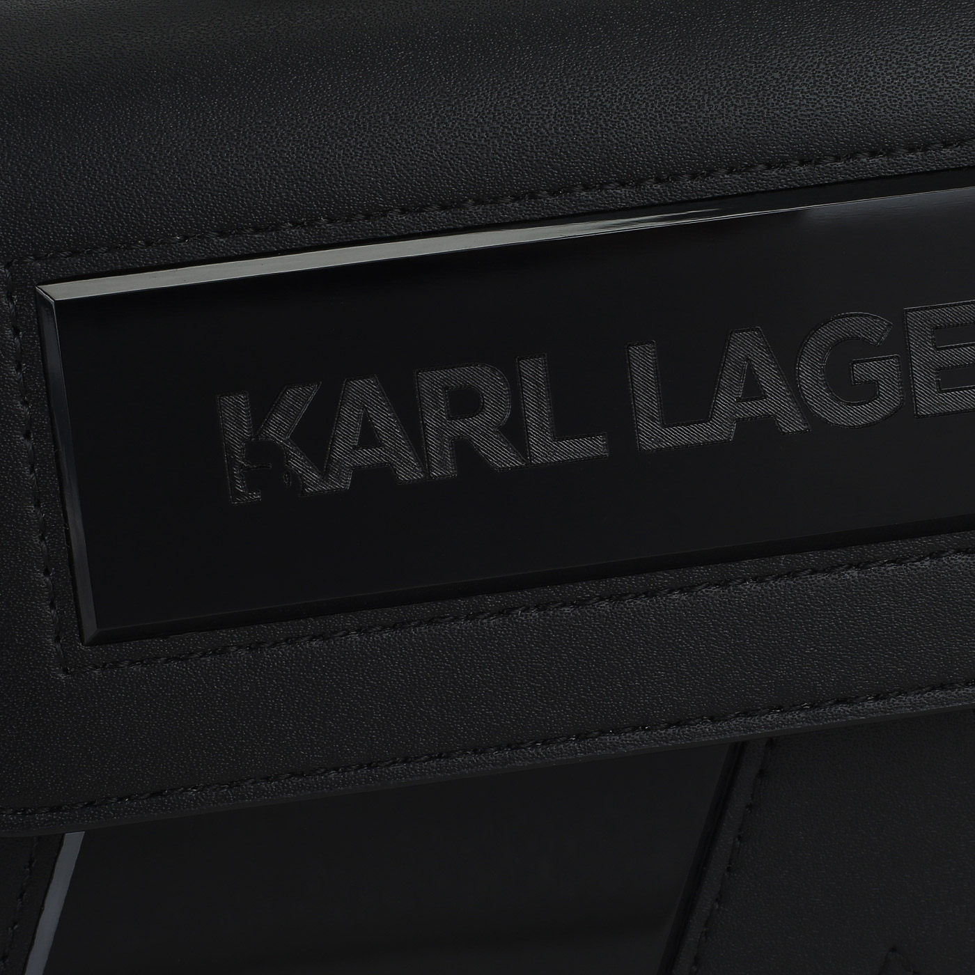 Сумка с ручкой Karl Lagerfeld Ikon