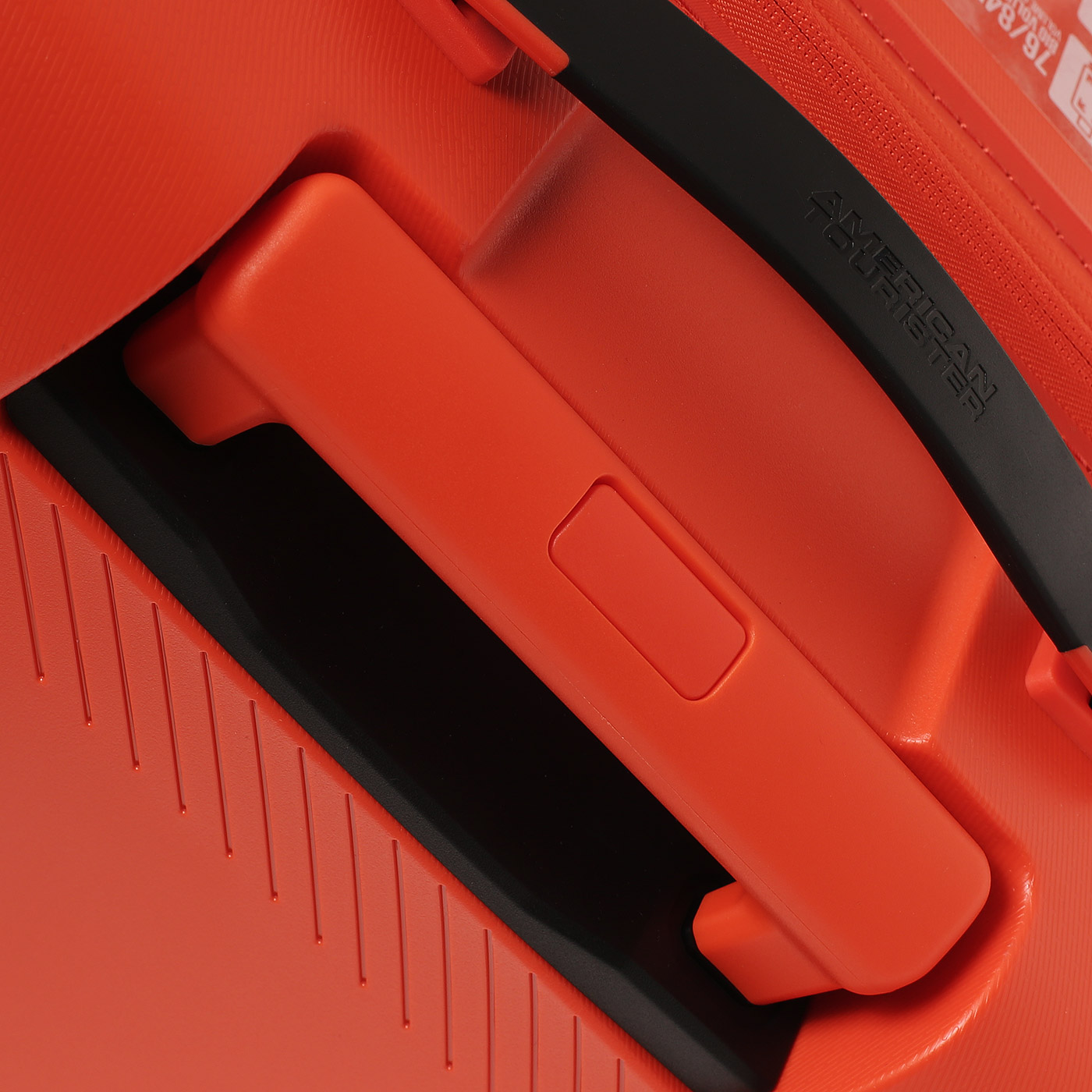 Чемодан средний M  American Tourister Dashpop